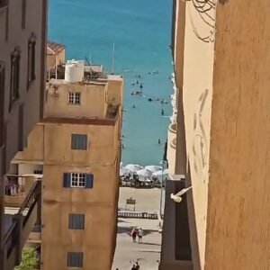 ✨ شقة غرفتين فاخرة أول تسكين بـ الفيروز (غرفتين بموقع حيوي، دور 8 بأسانسير، رؤية جانبية للبحر🌊🌈