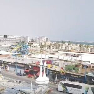 شقه غرفتان صف اول علي البحر مباشره وميدان البوسيت 🌊🌸😍
