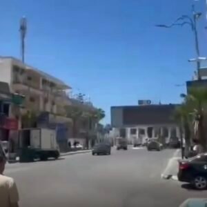 شقه غرفتان مكيفه موقع ممتاز في قلب شارع اسكندريه 🌸🌊